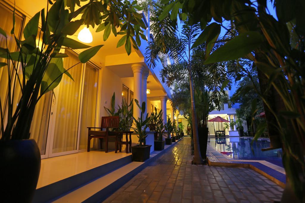 Hotel Angkor Sweet Night 4*